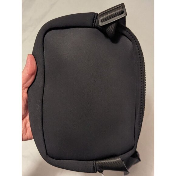 Le Mystere Black Sling Waistband Fanny Pack - Picture 8 of 10